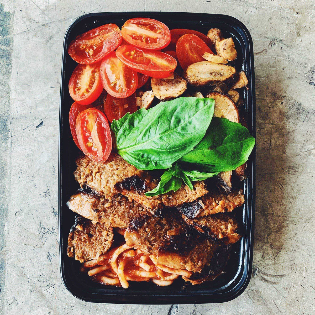 BEYOND SAUSAGE PRIMAVERA